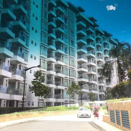 Condo At Parkside Villas Across The Airport Manila Exterior foto